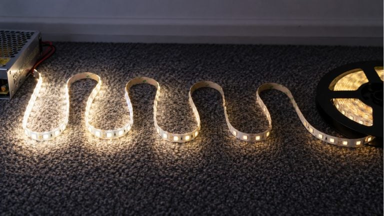 A long LED tape run arranged in loops to illustrate brightness loss toward its far end.