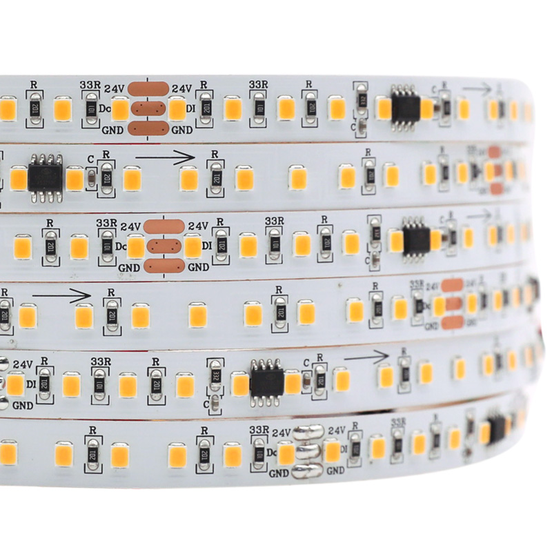 24V UCS1903 600LED 40pixelů 10mm 2835 digitální bílá LED páska 24V UCS1903 600LED 40pixelů 10mm 2835 digitální bílá LED páska