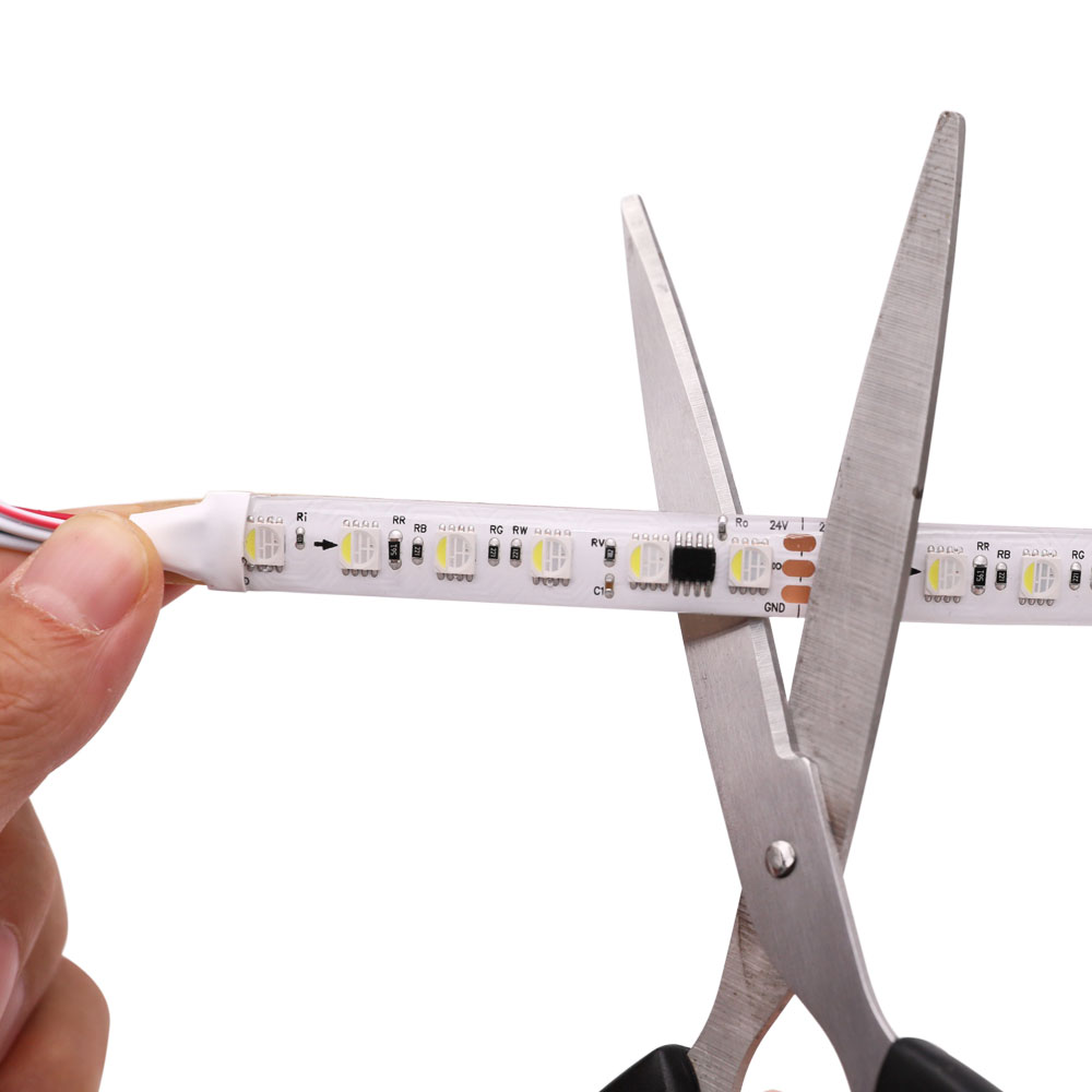 TM1814 24V adresovatelný RGBW LED pásek 12 mm 84 LED/m 14 IC/m TM1814 24V adresovatelný RGBW LED pásek 12 mm 84 LED/m 14 IC/m