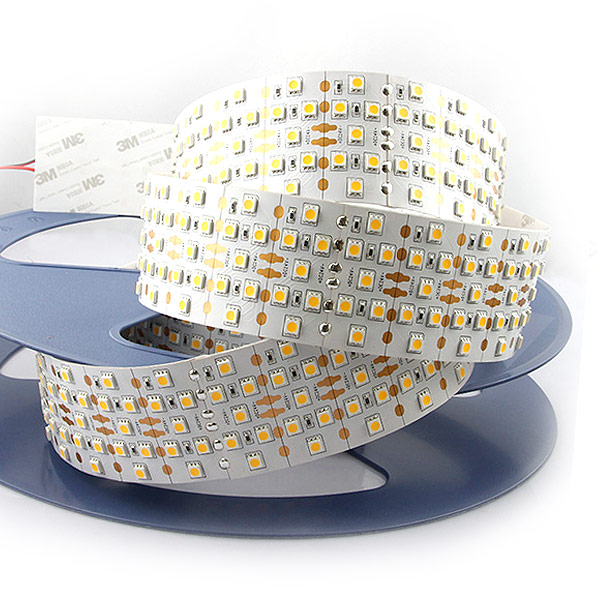 Pět řad Super Bright Series DC24V 5050SMD 1400LEDs Flexibilní LED pásek Světla Šířka 58mm 16.4ft na cívku Prodejem