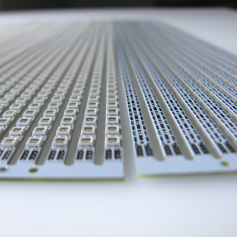 3mm Super Narrow Rigid 2835 LED 850nm infračervený IR světelný pruh 12V 3mm Super Narrow Rigid 2835 LED 850nm infračervený IR světelný pruh 12V