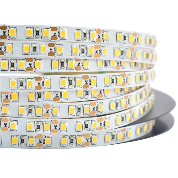 Jednořadá řada DC12/24V 2835SMD 600LED Flexibilní LED pásková světla Vnitřní osvětlení 16.4 stop na cívku Prodejem