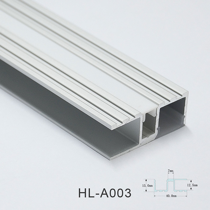 Wandwaschender LED-Diffusorkanal – Beleuchtung nach oben und unten Wandwaschender LED-Diffusorkanal – Beleuchtung nach oben und unten