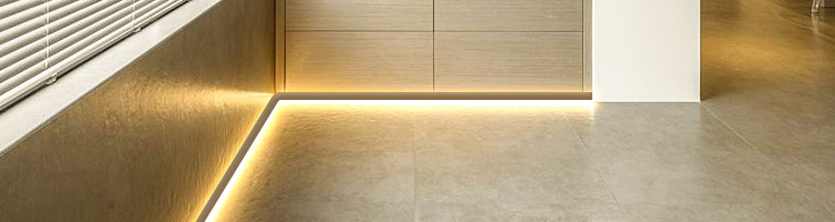 Soklové lišty LED kanálové osvětlení od SuperLightingLED
