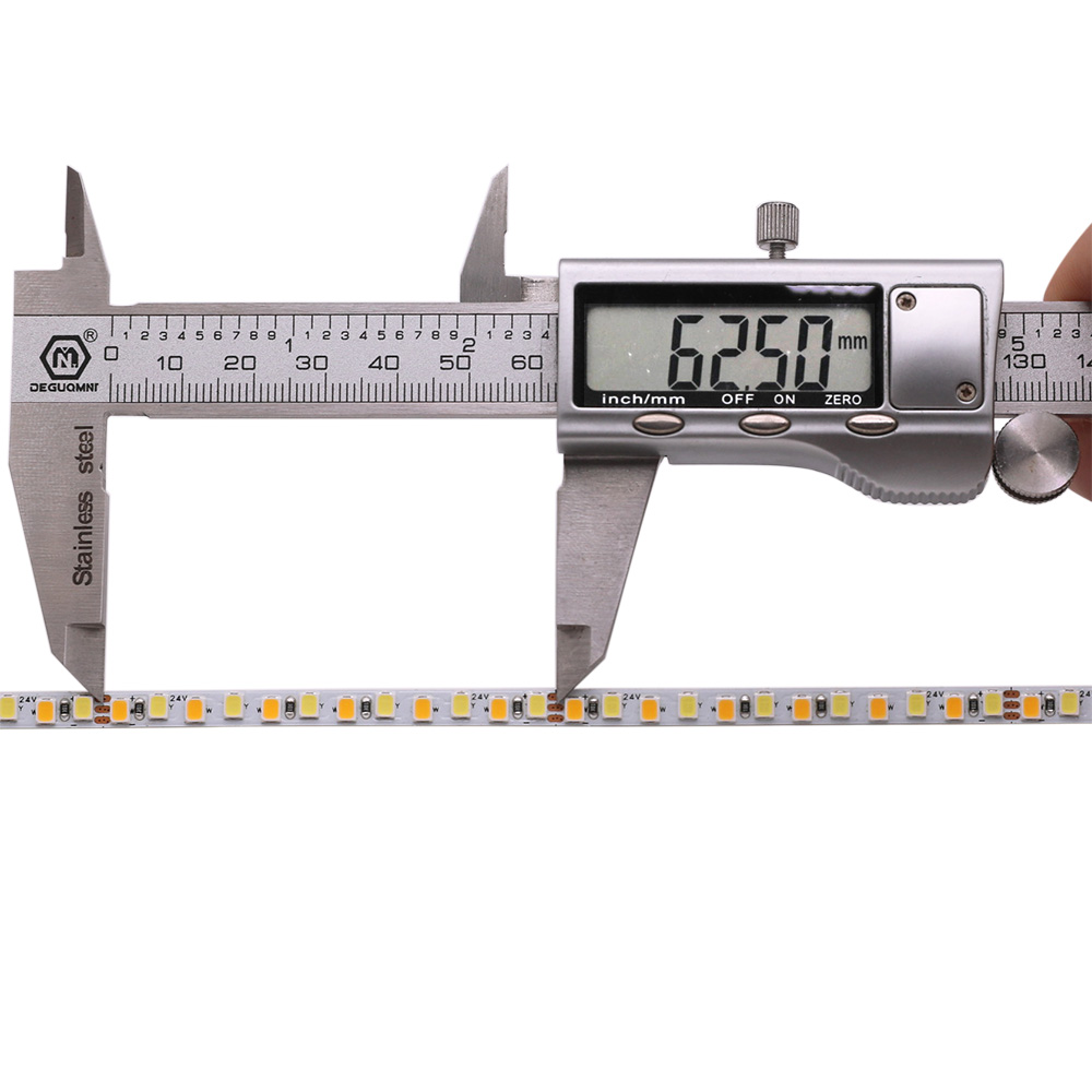 24V 2216 5mm Úzké CCT stmívatelné LED pásky 24V 2216 5mm Úzké CCT stmívatelné LED pásky