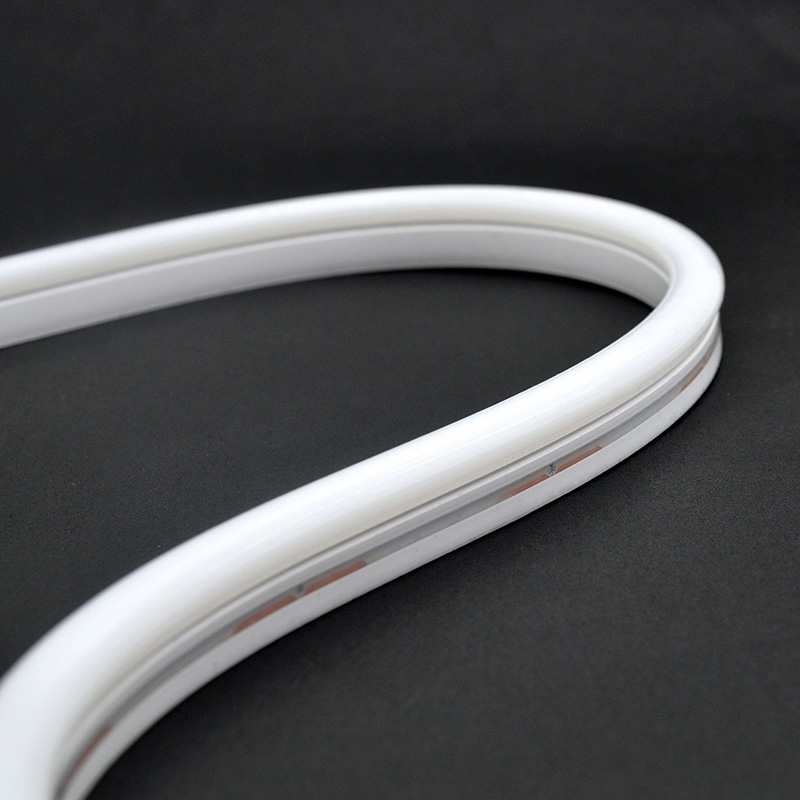 DC24V 16.4 Fuß 12 * 25 mm Seitenbeleuchtung Wasserdichtes mehrfarbiges optionales flexibles LED-Neonlicht für Außenbeleuchtung