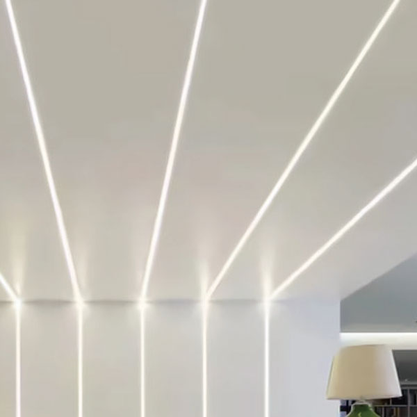 Silikon-LED-Streifendiffusor mit schwarzer Oberfläche für 12/10 mm LED-Lichtstreifen – 20 x 20 mm, 120° nach oben emittierend Silikon-LED-Streifendiffusor mit schwarzer Oberfläche für 12/10 mm LED-Lichtstreifen – 20 x 20 mm, 120° nach oben emittierend