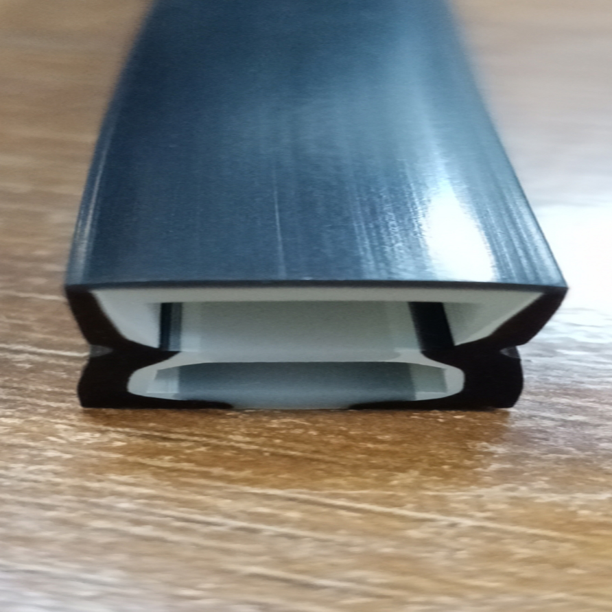 10*10mm 120° horní vyzařující plně černý silikonový LED páskový kanál pro 5mm LED světelné pásy 10*10mm 120° horní vyzařující plně černý silikonový LED páskový kanál pro 5mm LED světelné pásy