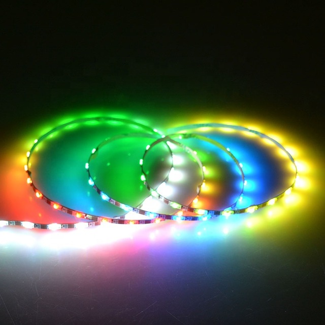 DC5V LC8805B (ähnlich SK6812) 72 LEDs 4 mm integriertes adressierbares vollfarbiges IC1515-LED-Lichtband, 3.28 Fuß/Rolle DC5V LC8805B (ähnlich SK6812) 72 LEDs 4 mm integriertes adressierbares vollfarbiges IC1515-LED-Lichtband, 3.28 Fuß/Rolle