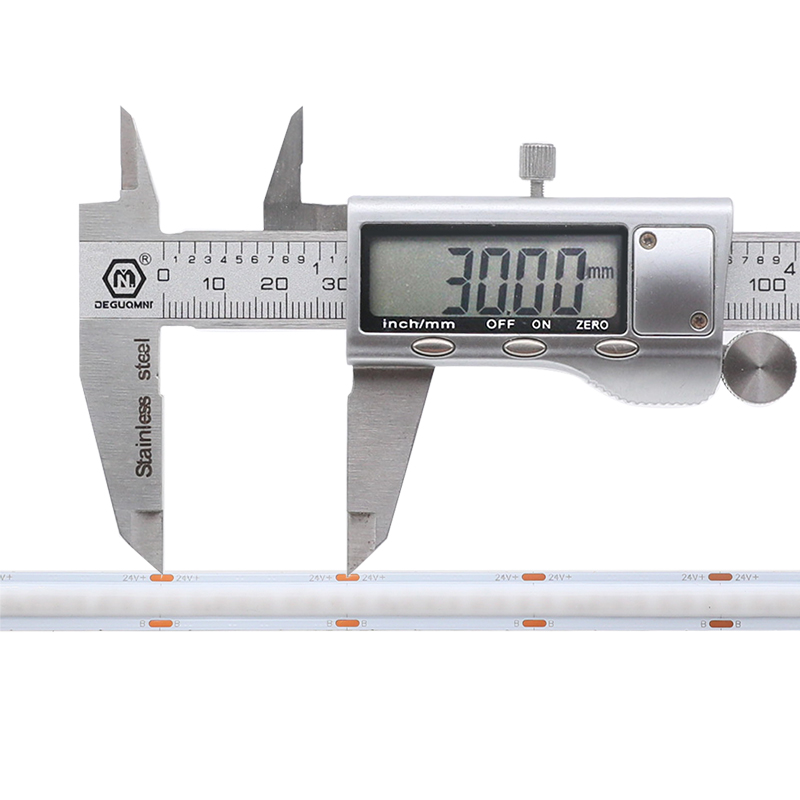 Nejnovější flexibilní COB LED pásková světla DC24V RGB měnící barvu, vysoký jas 768 čipů/M, role 16.4 stop Nejnovější flexibilní COB LED pásková světla DC24V RGB měnící barvu, vysoký jas 768 čipů/M, role 16.4 stop