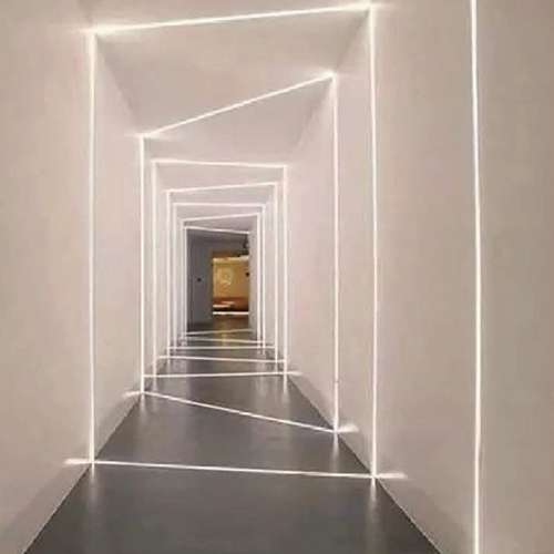 Grauer Diffusor-LED-Licht-Silikonschlauch mit Flansch-Aluminium-Kanal-Installation, 120° oben emittierend, 20 x 20 mm Grauer Diffusor-LED-Licht-Silikonschlauch mit Flansch-Aluminium-Kanal-Installation, 120° oben emittierend, 20 x 20 mm