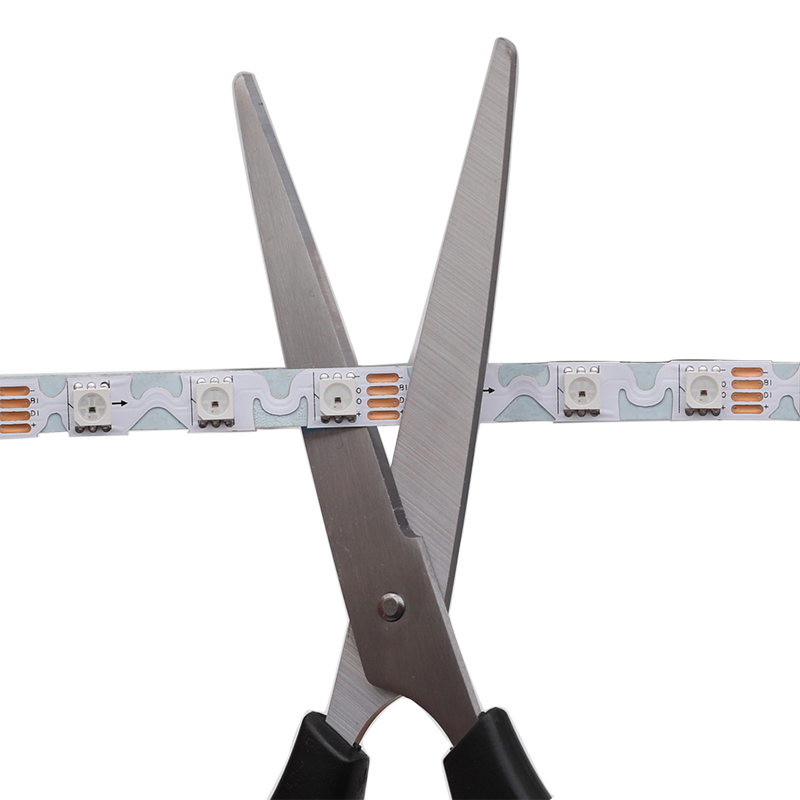WS2815 ohýbatelné individuálně adresovatelné klikaté LED pásky WS2815 ohýbatelné individuálně adresovatelné klikaté LED pásky