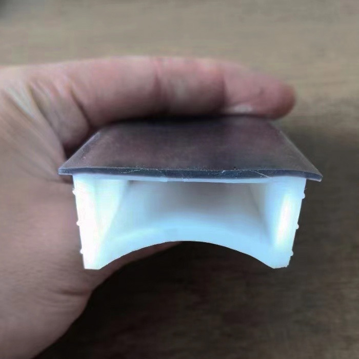 4020 Silikon-LED-Streifenabdeckung mit weißem Flansch für 20-mm-Lichtbänder 4020 Silikon-LED-Streifenabdeckung mit weißem Flansch für 20-mm-Lichtbänder