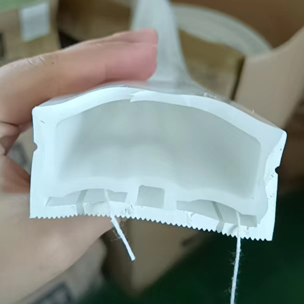 70 * 30 mm velká flexibilní silikonová neonová trubice pro 15 mm světelný pás 70 * 30 mm velká flexibilní silikonová neonová trubice pro 15 mm světelný pás