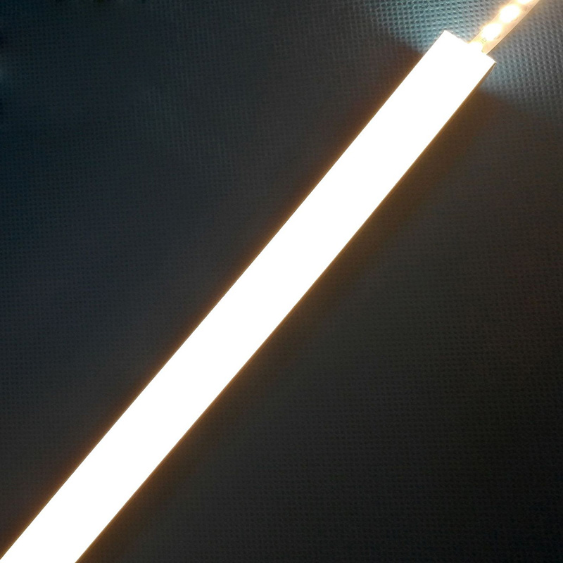 Biegbarer Silikon-LED-Streifenkanal für 8 mm LED-Lichtstreifen – 12 x 12 mm, 120° nach oben emittierend Biegbarer Silikon-LED-Streifenkanal für 8 mm LED-Lichtstreifen – 12 x 12 mm, 120° nach oben emittierend