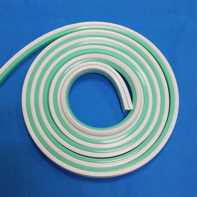 Eisblauer Neonschild-Silikonkanal für 6 mm LED-Streifenlichter – 10 x 10 mm, 180° dreiseitig emittierend Eisblauer Neonschild-Silikonkanal für 6 mm LED-Streifenlichter – 10 x 10 mm, 180° dreiseitig emittierend