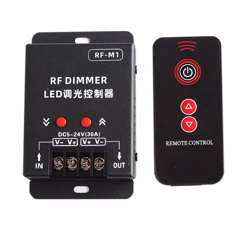 DC5-24V 30A PWM knoflíkový stmívač s RF dálkovým ovládáním pro jednobarevné LED páskové světlo DC5-24V 30A PWM knoflíkový stmívač s RF dálkovým ovládáním pro jednobarevné LED páskové světlo