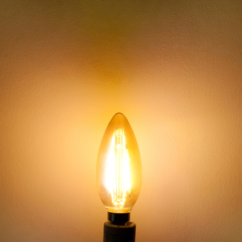 Goldfarbene B10 E12 2-W-LED-Vintage-Glühbirne mit antikem Glühfaden, 25-W-Äquivalent, 4er-Pack, AC100–130 V oder 220–240 V Goldfarbene B10 E12 2-W-LED-Vintage-Glühbirne mit antikem Glühfaden, 25-W-Äquivalent, 4er-Pack, AC100–130 V oder 220–240 V