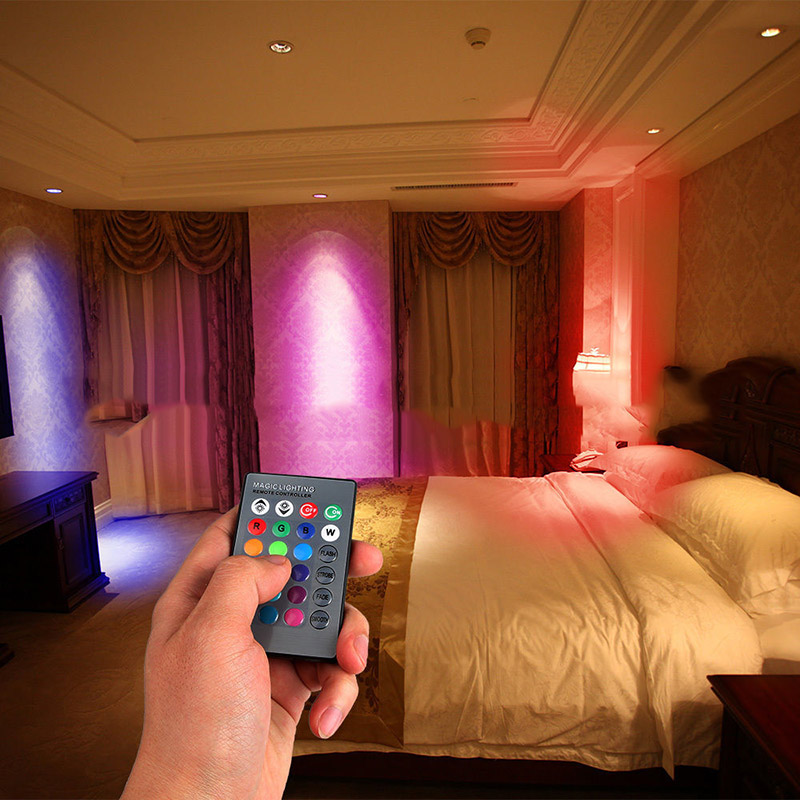 E27 DC12 5050RGB Multi-Color energiesparende LED-Lampe Licht Kit Farbe ändern mit Fernbedienung E27 große Schraube Mund Auto Aluminium Glühbirne E27 DC12 5050RGB Multi-Color energiesparende LED-Lampe Licht Kit Farbe ändern mit Fernbedienung E27 große Schraube Mund Auto Aluminium Glühbirne