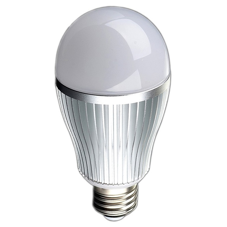 FUT016 9W RGBW LED-Glühbirne