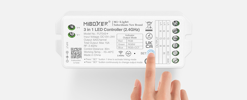 FUT043+ 3v1 RF LED ovladač