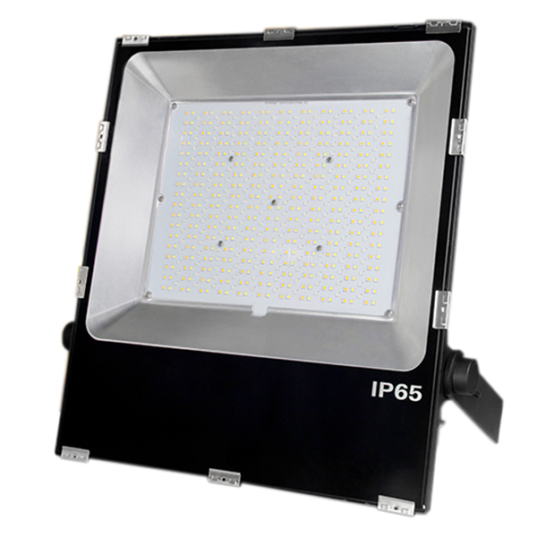 FUTT08 AC100~240V 200W RGB+CCT LED-Flutlicht, kostenloser Versand per DHL
