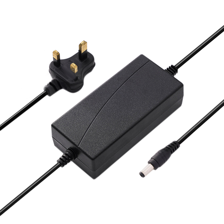 20W4A DC5V plastový napájecí adaptér