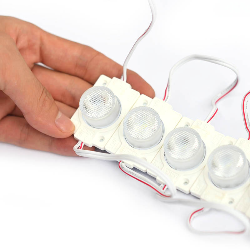 12 Volt 1.5 Watt 1 SMD2835 superhelle LEDs quadratisches Konstantstromschild lineares einfarbiges Beschilderungs-LED-Modul Lichterketten für Kanalbuchstabenbeleuchtung 12 Volt 1.5 Watt 1 SMD2835 superhelle LEDs quadratisches Konstantstromschild lineares einfarbiges Beschilderungs-LED-Modul Lichterketten für Kanalbuchstabenbeleuchtung