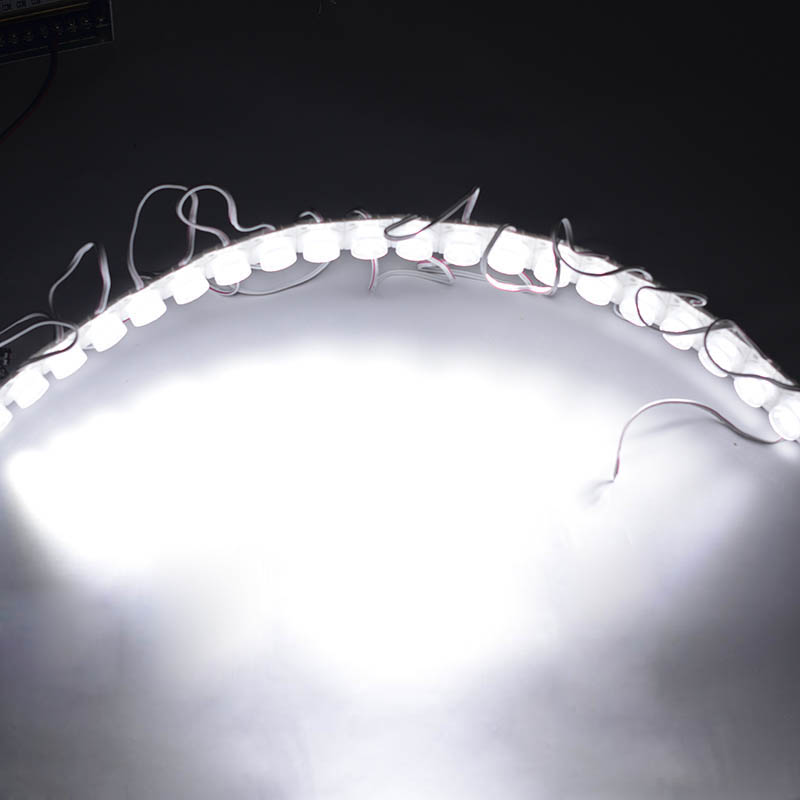12 Volt 1.5 Watt 1 SMD2835 superhelle LEDs quadratisches Konstantstromschild lineares einfarbiges Beschilderungs-LED-Modul Lichterketten für Kanalbuchstabenbeleuchtung 12 Volt 1.5 Watt 1 SMD2835 superhelle LEDs quadratisches Konstantstromschild lineares einfarbiges Beschilderungs-LED-Modul Lichterketten für Kanalbuchstabenbeleuchtung