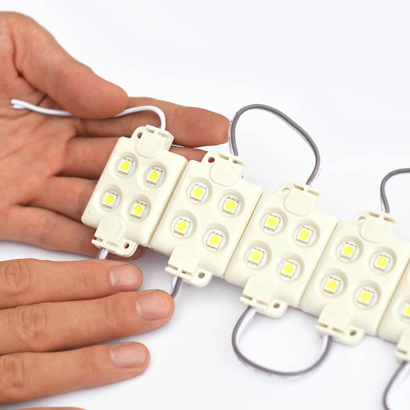 12Volt 1.2Watt 4 SMD5050 Superhelle LEDs Quadratische Konstantstrom-Beschilderung Lineare RGB/RGBW-LED-Modul-Lichterketten für Kanalbuchstabenbeleuchtung 12Volt 1.2Watt 4 SMD5050 Superhelle LEDs Quadratische Konstantstrom-Beschilderung Lineare RGB/RGBW-LED-Modul-Lichterketten für Kanalbuchstabenbeleuchtung