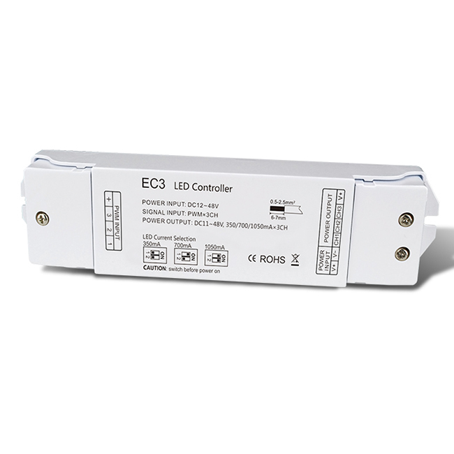 DC12-48V 3CH Konstantstrom (3 in 1) Power Repeater EC3 für RGB-Lampe