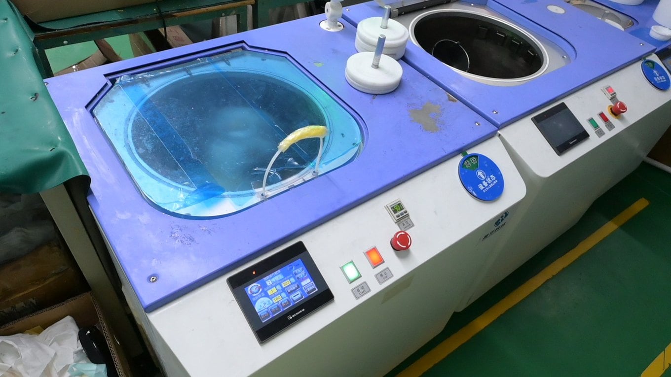 Silicone centrifuge used before potting waterproof LED strips