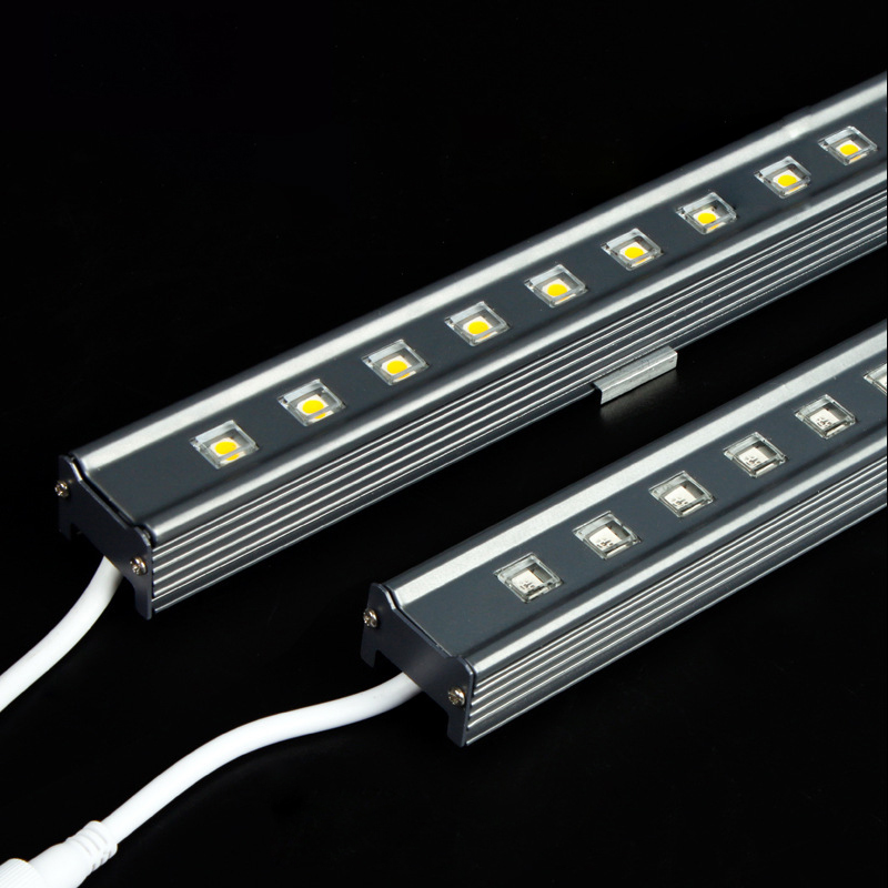 DC24V 12W 30X20mm Vodotěsná čočka Nízká spotřeba Bílé/žluté světlo Plnobarevné UCS1903 RGB/DMX512 Adresovatelná vodotěsná IP67 hliníková čočka LED Lineární pruhové světlo Venkovní osvětlení na stěnu