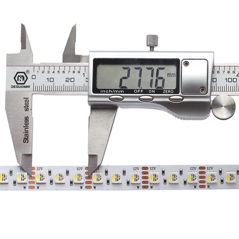 12V 4v1 RGBW LED páskové světlo 108 LED na metr 12V 4v1 RGBW LED páskové světlo 108 LED na metr