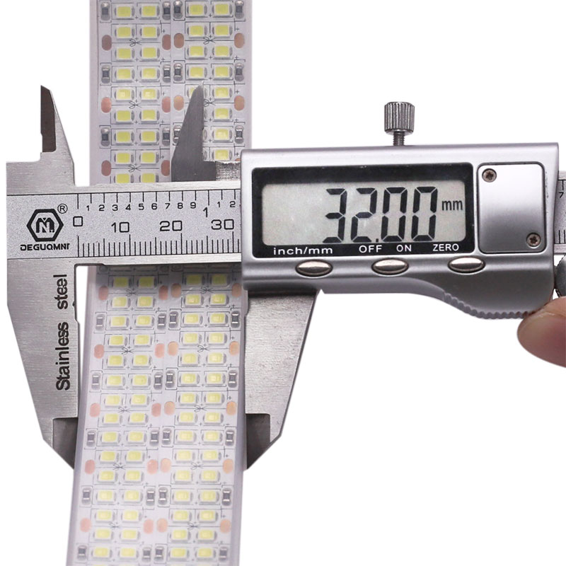 6000K / 3000K Čtyřřadý 12V super jasný LED pásek Světlo IP67 Vodotěsné 6000K / 3000K Čtyřřadý 12V super jasný LED pásek Světlo IP67 Vodotěsné