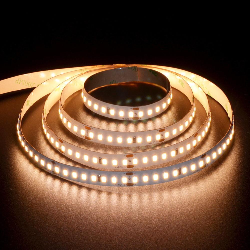 Hocheffizienter, flexibler weißer LED-Streifen mit konstanter Spannung DC24V 2835SMD – 128 LEDs/m – wasserdicht optional Hocheffizienter, flexibler weißer LED-Streifen mit konstanter Spannung DC24V 2835SMD – 128 LEDs/m – wasserdicht optional