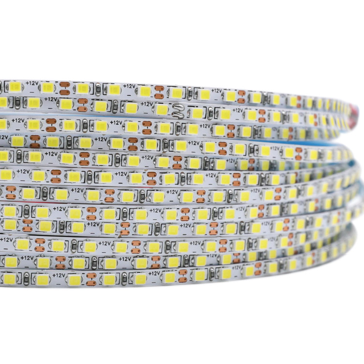 2025 SMD 16.4 stop/5M DC12V jednobarevné LED páskové světlo, 168LED/M, super úzká šířka 3MM 2025 SMD 16.4 stop/5M DC12V jednobarevné LED páskové světlo, 168LED/M, super úzká šířka 3MM