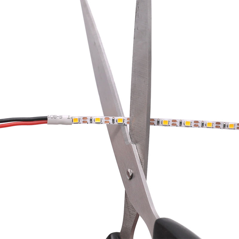 Ultra malý 3MM 5V LED pásek jednobarevný SMD2025 110 LED/m 16.4 stop Ultra malý 3MM 5V LED pásek jednobarevný SMD2025 110 LED/m 16.4 stop
