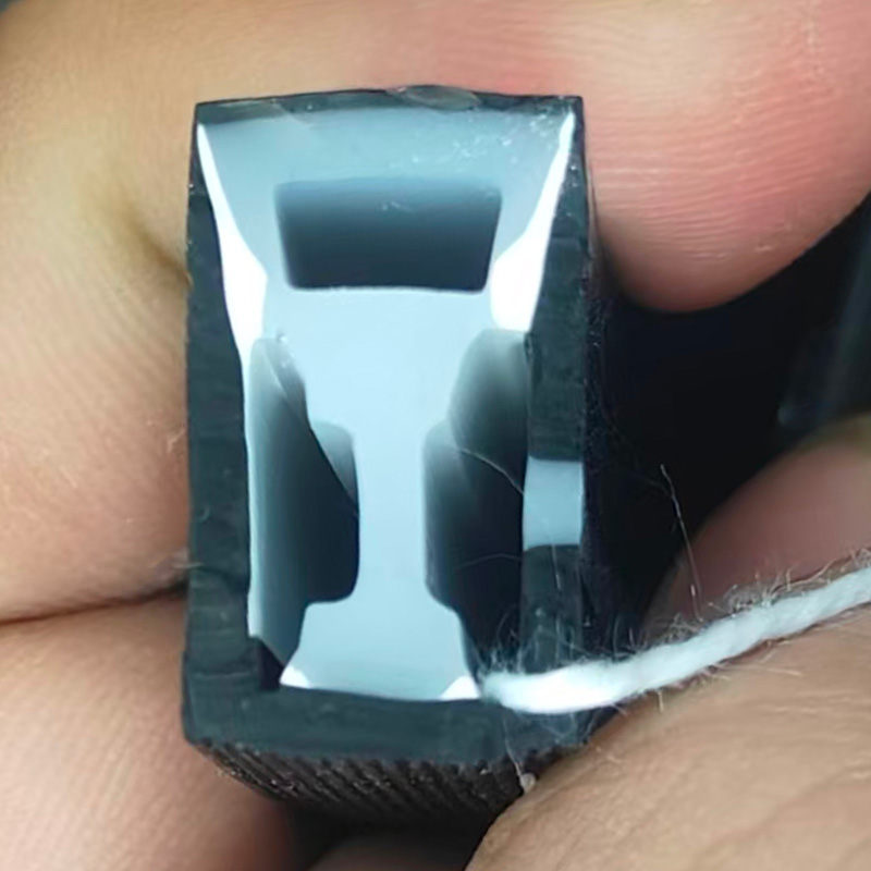 12x20mm Side Neon Black LED Lights Diffuser For 10mm PCB Tape 12x20mm Side Neon Black LED Lights Diffuser For 10mm PCB Tape