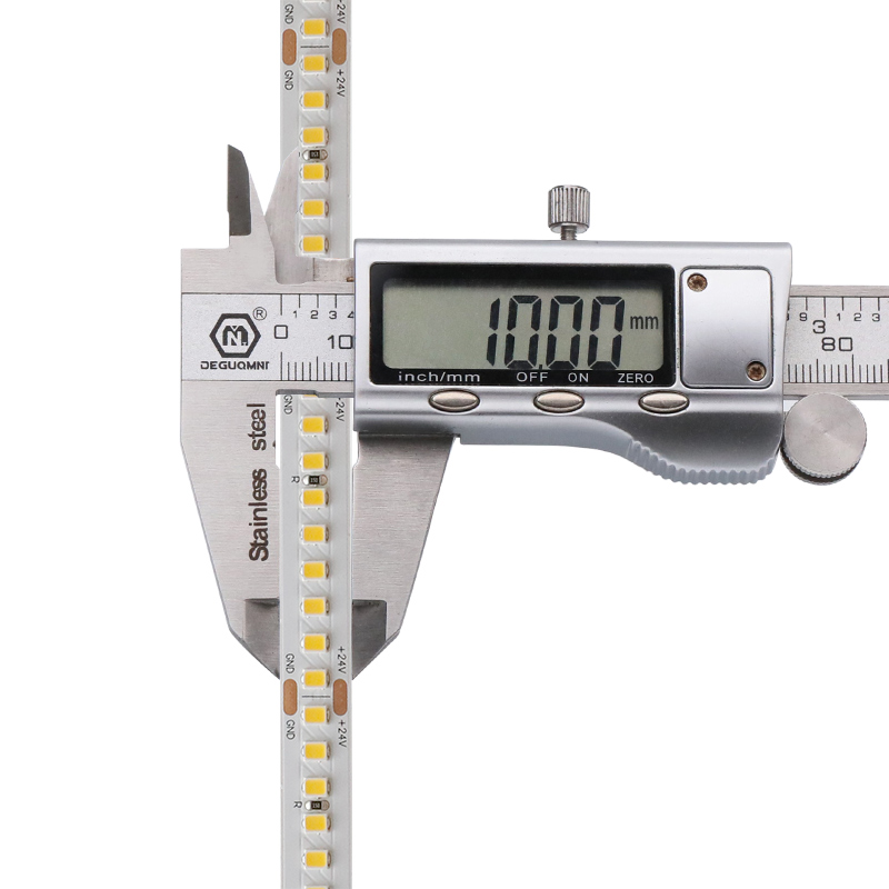 24V 2835 hochdichte, sehr helle LED-Streifenbeleuchtung, weiß, 894 lm/ft 24V 2835 hochdichte, sehr helle LED-Streifenbeleuchtung, weiß, 894 lm/ft