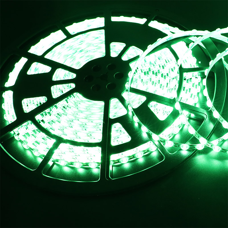 24VDC difuzní 170° čočka flexibilní zelené LED páskové osvětlení 24VDC difuzní 170° čočka flexibilní zelené LED páskové osvětlení