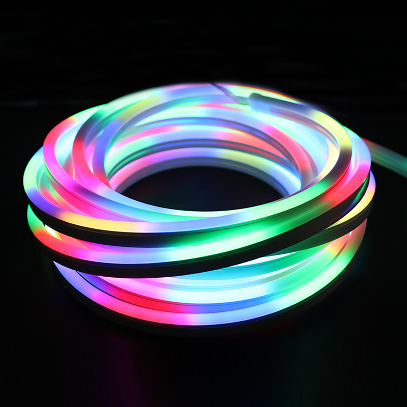 Dual Signal 24 V langer digitaler RGB 12 x 25 mm seitlich gebogener Dome RGBIC Neon-ähnlicher LED-Streifen, bis zu 30 m Dual Signal 24 V langer digitaler RGB 12 x 25 mm seitlich gebogener Dome RGBIC Neon-ähnlicher LED-Streifen, bis zu 30 m