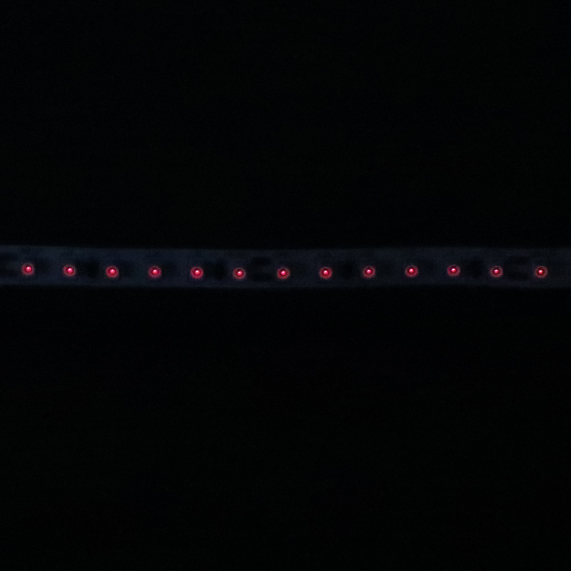 600 LED SMD 3528 Infračervený LED 810nm IR světelný pás 600 LED SMD 3528 Infračervený LED 810nm IR světelný pás