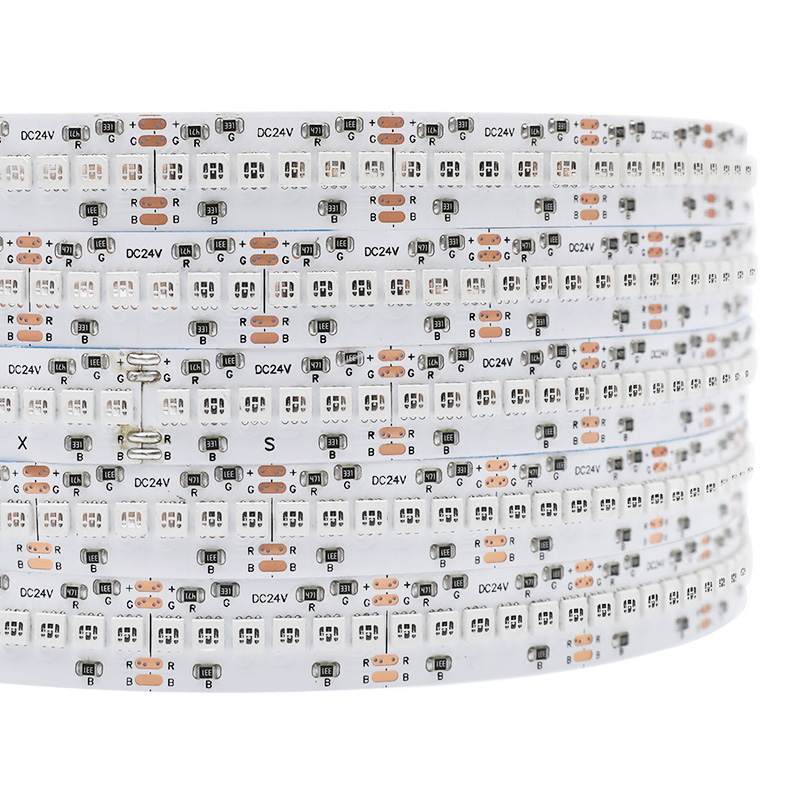 DC24V 12mm 3535 Super High Density RGB LED pásek 1200 LED DC24V 12mm 3535 Super High Density RGB LED pásek 1200 LED
