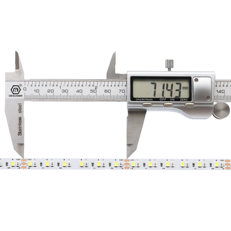 DC24V 2835 Flexibilní dvoubarevný červený a bílý LED světelný pás 840 LED DC24V 2835 Flexibilní dvoubarevný červený a bílý LED světelný pás 840 LED