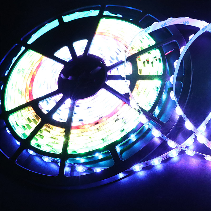 DC24V Diffuse Reflexionen Linse Adressierbarer RGB LED Streifen TM1934 DC24V Diffuse Reflexionen Linse Adressierbarer RGB LED Streifen TM1934