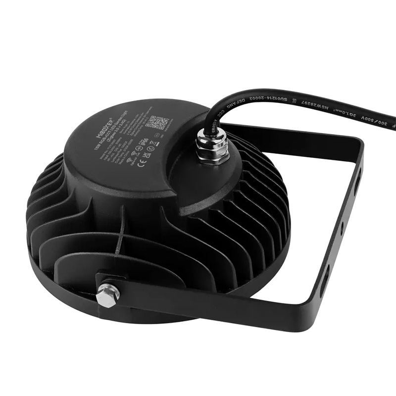 FUTC03ZR 15W Zigbee RF Venkovní CCT RGB LED krajinné osvětlení FUTC03ZR 15W Zigbee RF Venkovní CCT RGB LED krajinné osvětlení