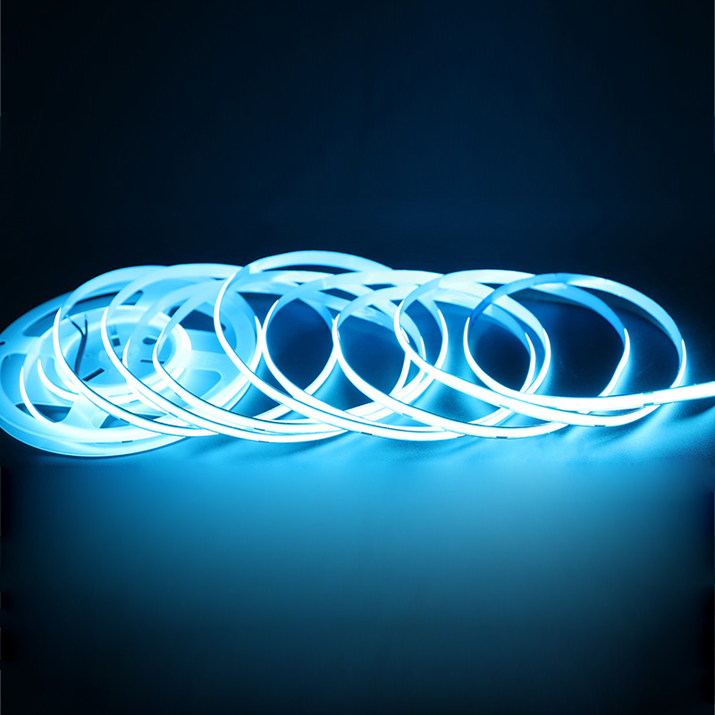 Nahtloser eisblauer Cob-LED-Farblichtstreifen für kühle Umgebungsbeleuchtung Nahtloser eisblauer Cob-LED-Farblichtstreifen für kühle Umgebungsbeleuchtung
